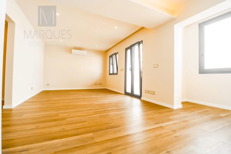 Apartamento T4 para Venda em Almada, Cova da Piedade, Pragal e Cacilhas Foto 6