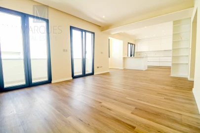Apartamento T4 para Venda em Almada, Cova da Piedade, Pragal e Cacilhas
