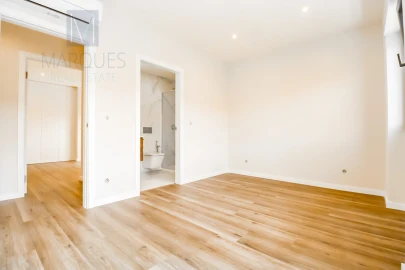 Apartamento T4 para Venda em Almada, Cova da Piedade, Pragal e Cacilhas