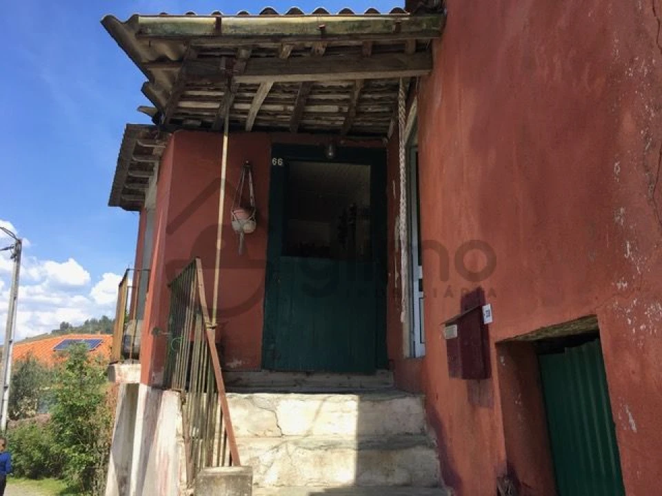 Moradia T3 para Venda em Vale Mendiz, Casal Loivos, Vilarinho Cotas Foto 3