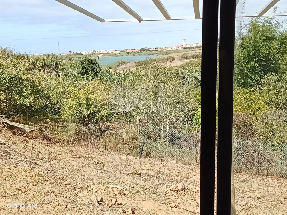 Terreno para Venda em Atouguia da Baleia Foto 2