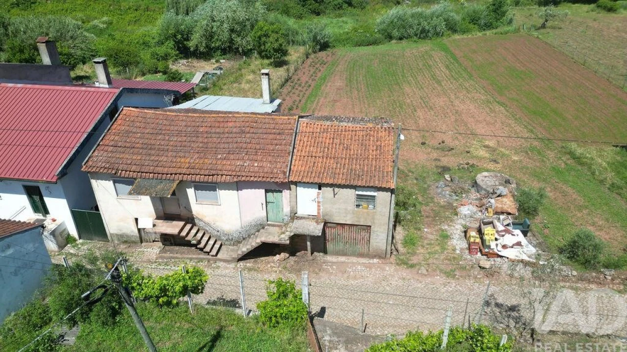 Moradia T2 para Venda em Podentes Foto 17