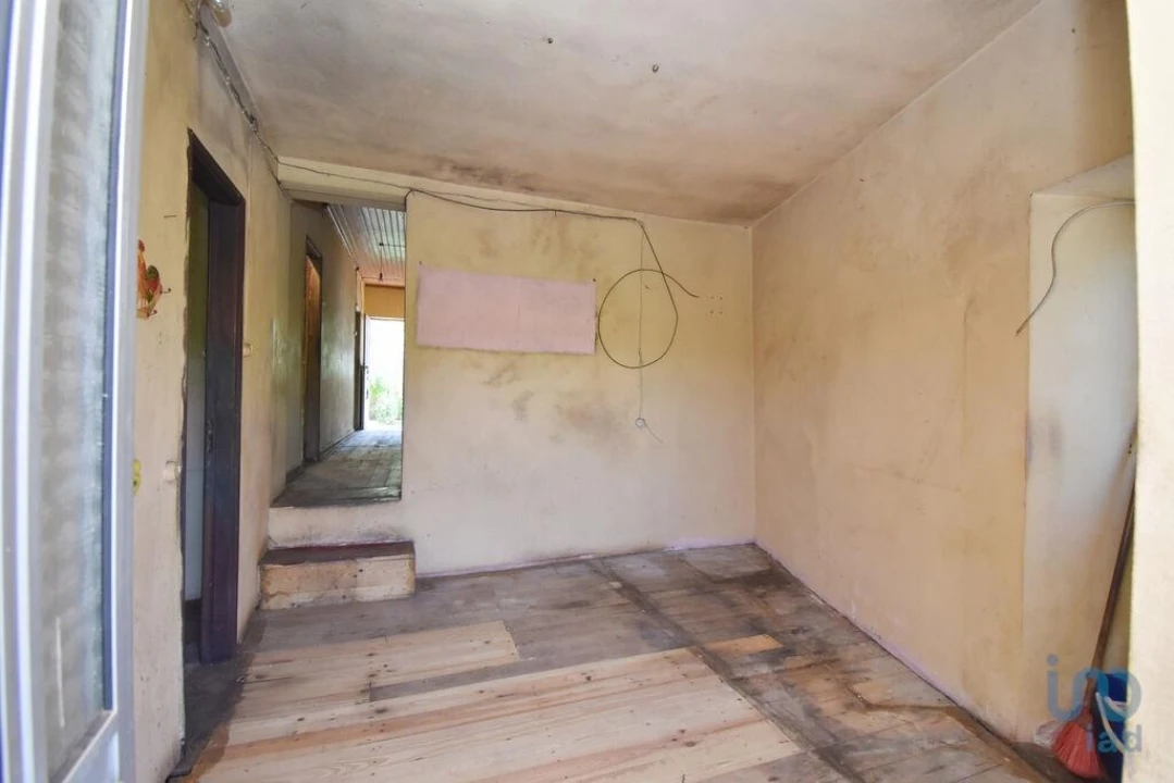 Moradia T2 para Venda em Podentes Foto 11