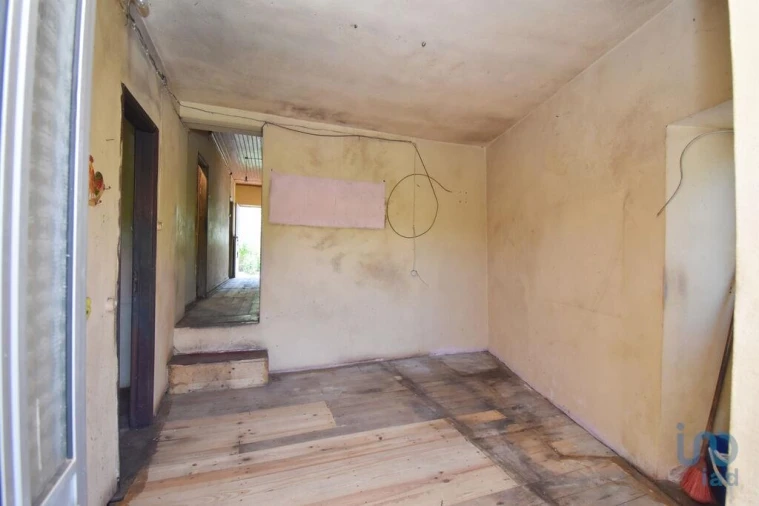 Moradia T2 para Venda em Podentes Foto 11