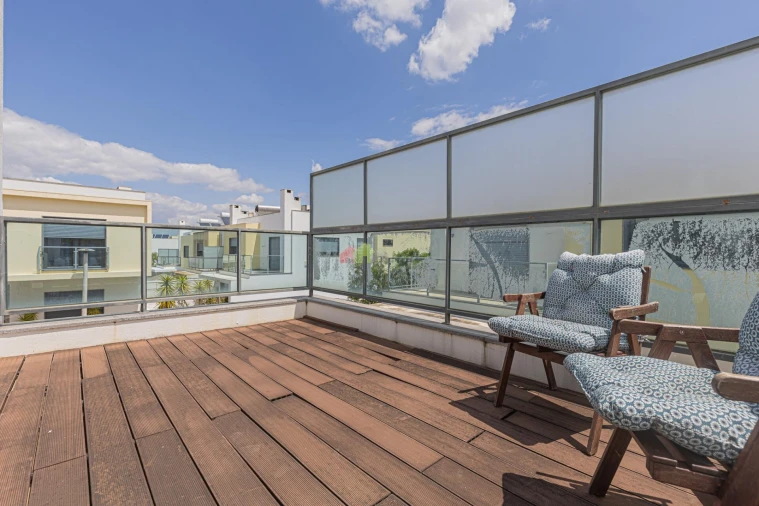 Moradia T4 para Venda em Santo Antonio da Charneca Foto 13