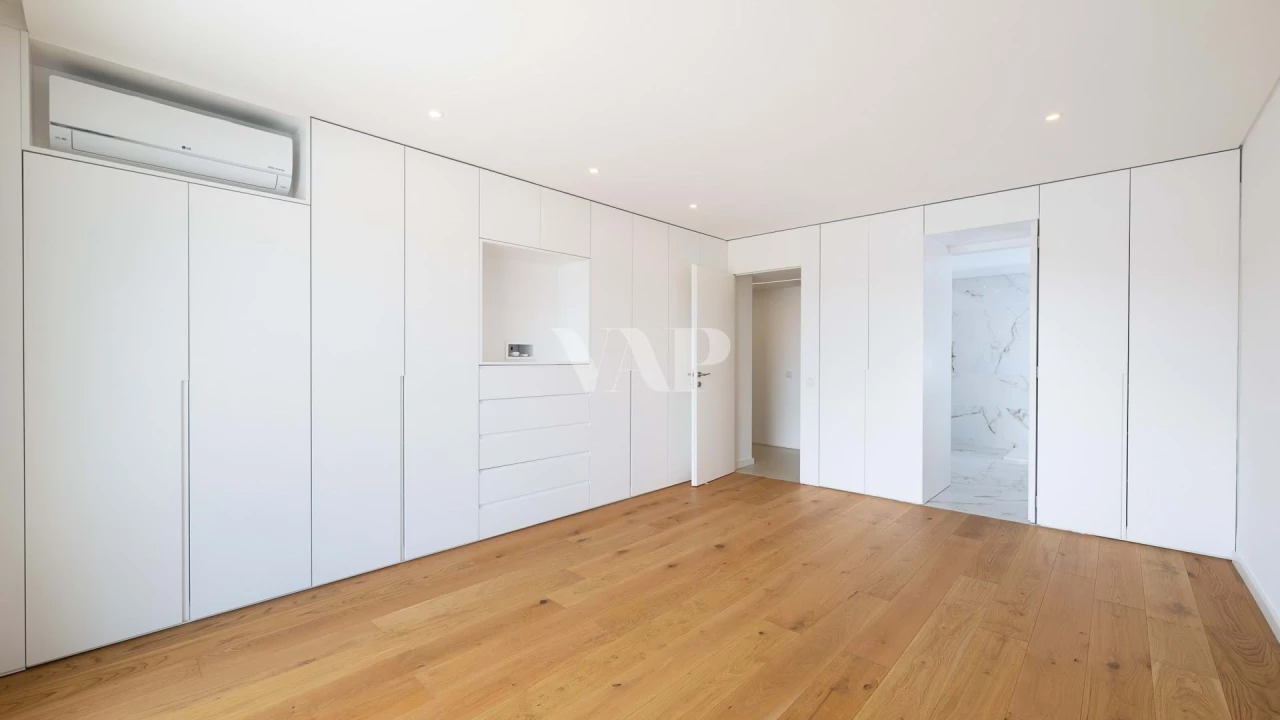 Apartamento T2 para Venda em Quarteira Foto 14
