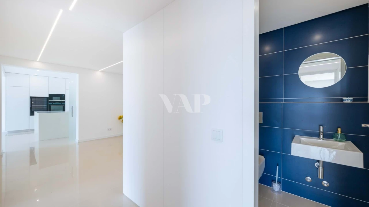 Apartamento T2 para Venda em Quarteira Foto 12