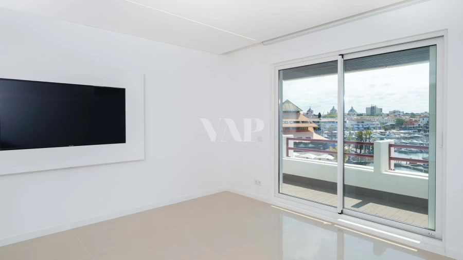 Apartamento T2 para Venda em Quarteira Foto 6