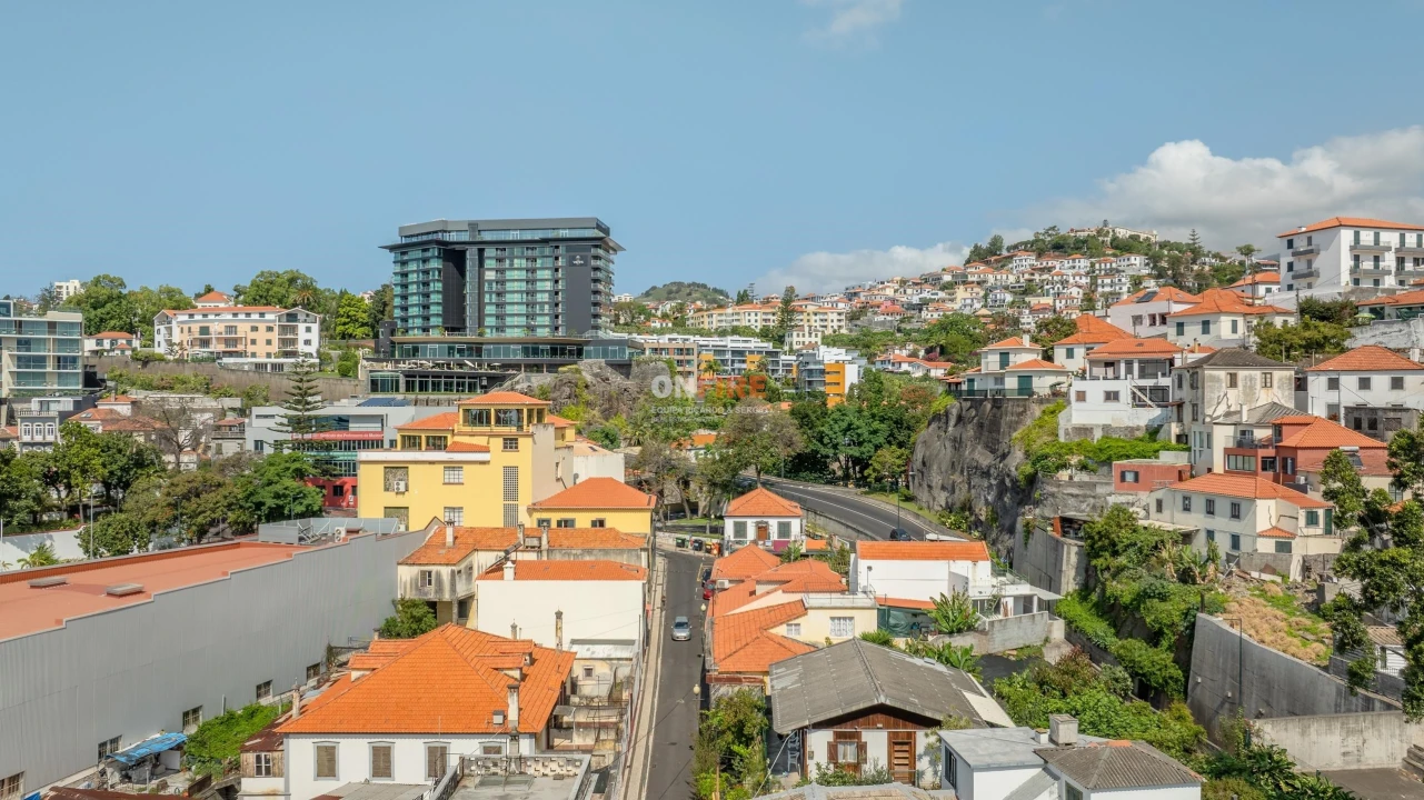 Moradia T4 para Venda em Funchal (São Pedro) Foto 35