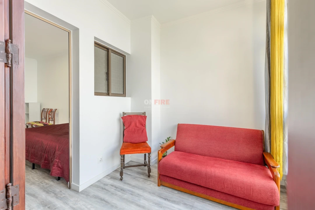 Moradia T4 para Venda em Funchal (São Pedro) Foto 27