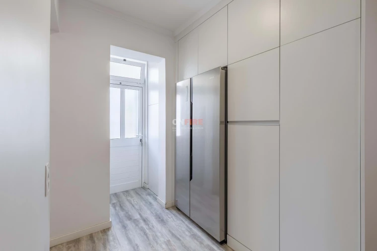 Moradia T4 para Venda em Funchal (São Pedro) Foto 16