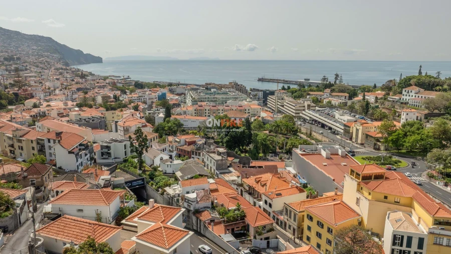 Moradia T4 para Venda em Funchal (São Pedro) Foto 38