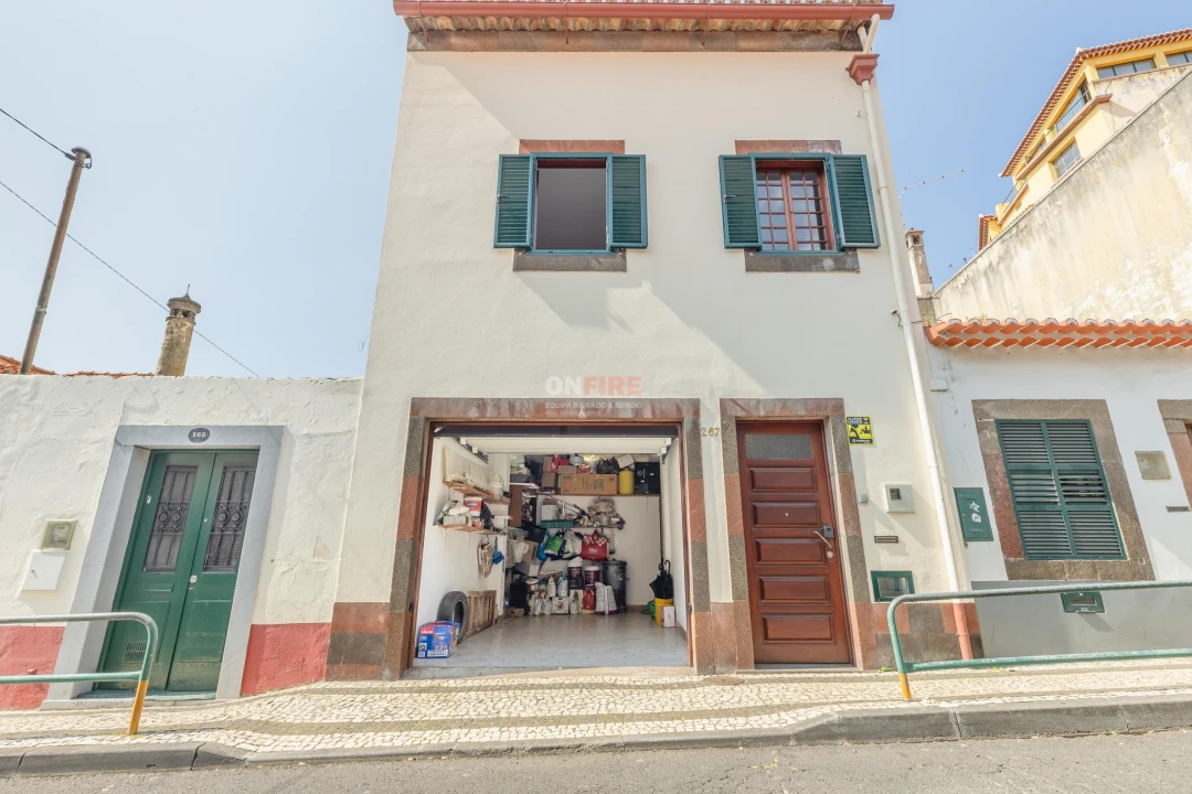 Moradia T4 para Venda em Funchal (São Pedro) Foto 34