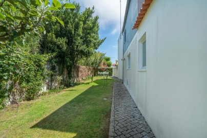 Moradia T3 para Venda em Agualva e Mira-Sintra