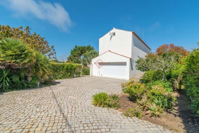 Moradia T3 para Venda em Agualva e Mira-Sintra