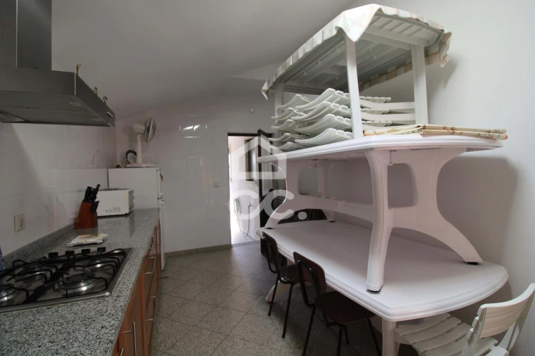 Moradia T4 para Venda em Vilar de Nantes Foto 50