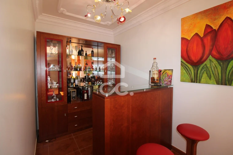 Moradia T4 para Venda em Vilar de Nantes Foto 4