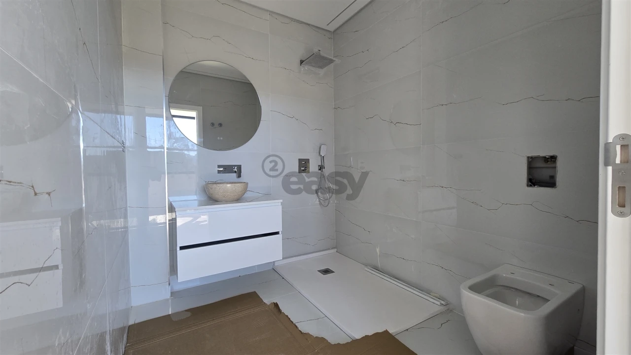 Moradia T4 para Venda em Azueira e Sobral da Abelheira Foto 14