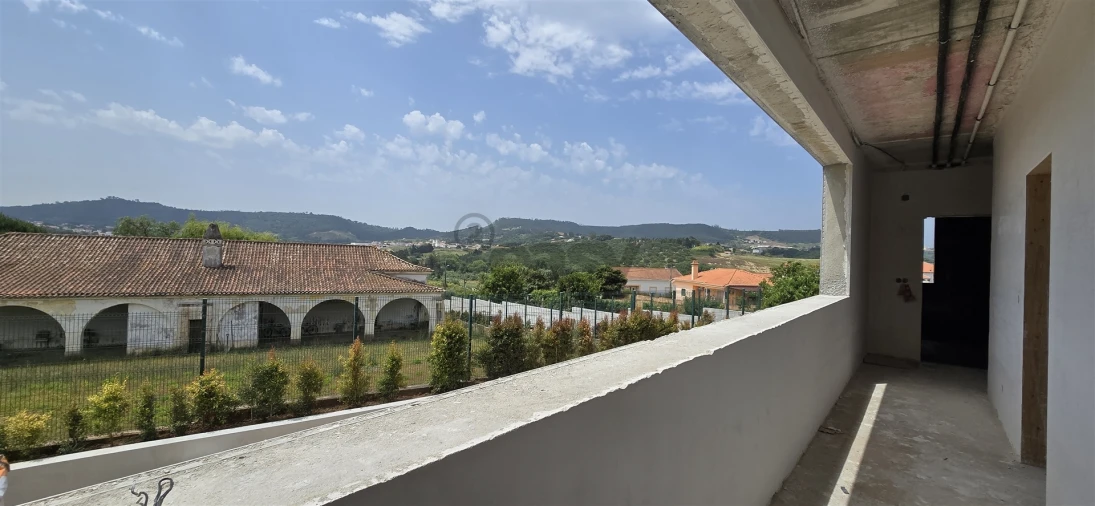 Moradia T4 para Venda em Azueira e Sobral da Abelheira Foto 16