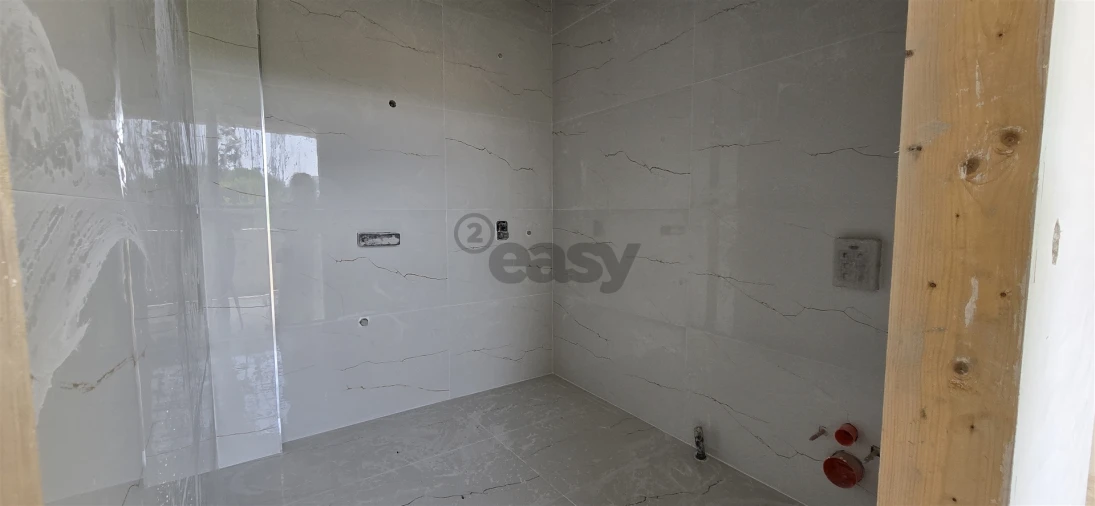 Moradia T4 para Venda em Azueira e Sobral da Abelheira Foto 14