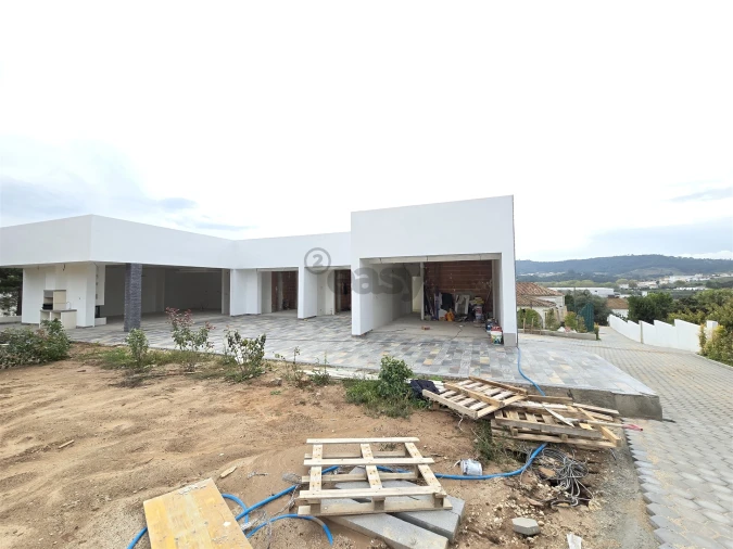 Moradia T4 para Venda em Azueira e Sobral da Abelheira Foto 5