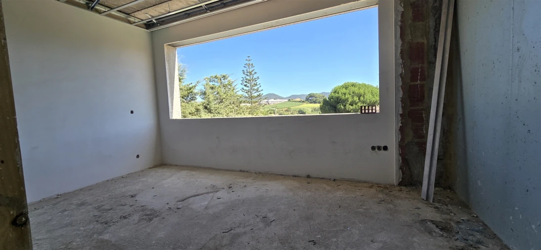 Moradia T4 para Venda em Azueira e Sobral da Abelheira Foto 17