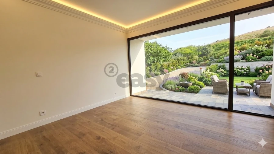 Moradia T4 para Venda em Azueira e Sobral da Abelheira Foto 9