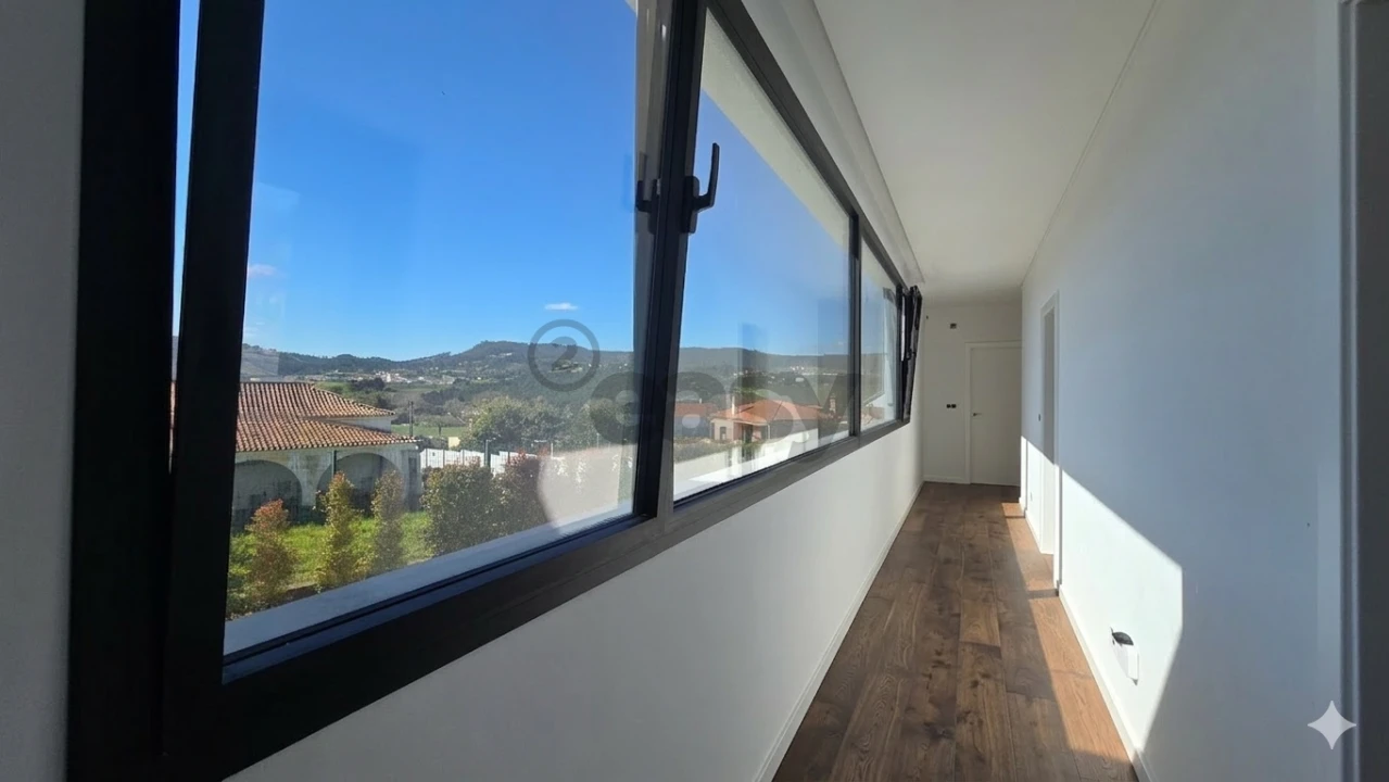 Moradia T4 para Venda em Azueira e Sobral da Abelheira Foto 11