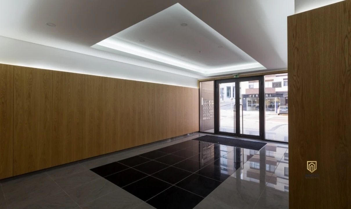 Apartamento T4 para Venda em Cedofeita, Santo Ildefonso, Sé, Miragaia, São Nicolau e Vitória Foto 18