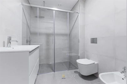 Apartamento T4 para Venda em Cedofeita, Santo Ildefonso, Sé, Miragaia, São Nicolau e Vitória