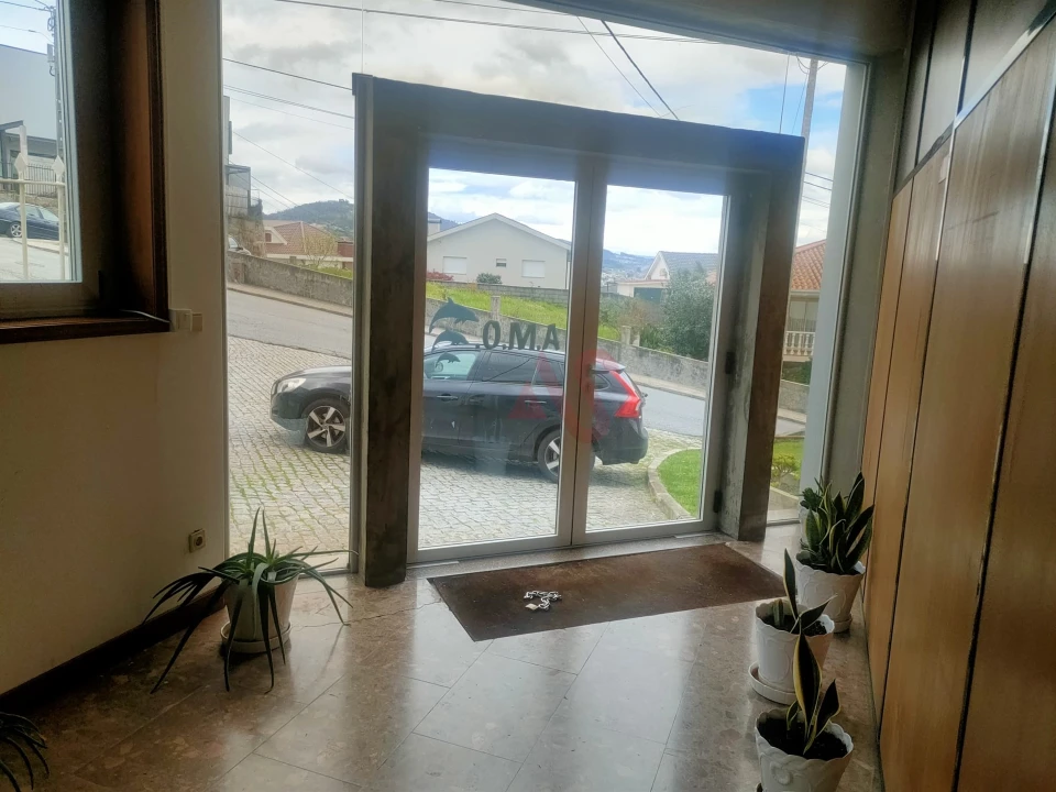 Armazém para Venda em Santa Eulália Foto 9