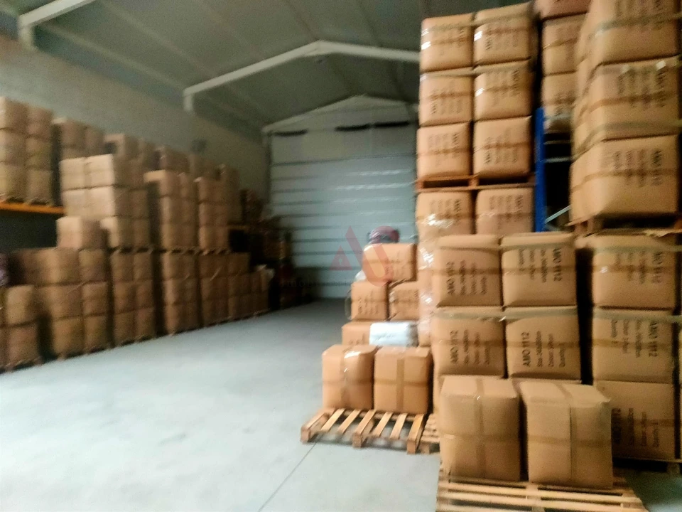 Armazém para Venda em Santa Eulália Foto 7