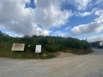 Terreno para Venda em Penafiel