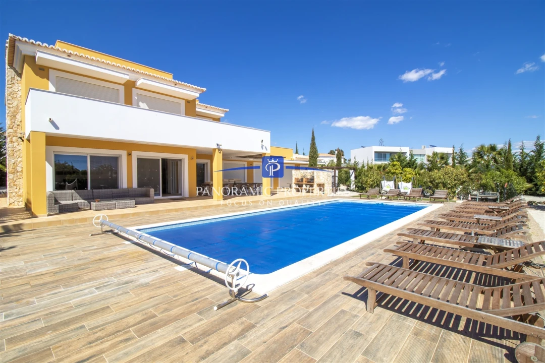 Moradia T6 para Venda em Lagoa e Carvoeiro Foto 21