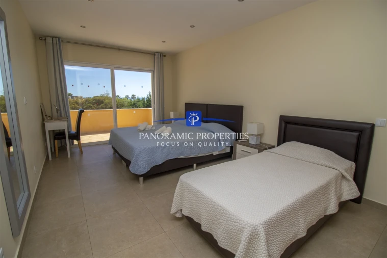 Moradia T6 para Venda em Lagoa e Carvoeiro Foto 18