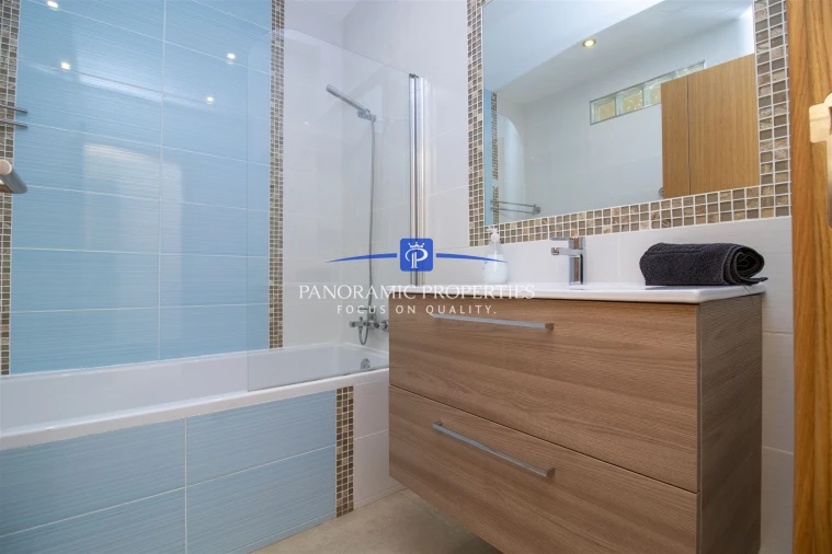 Moradia T6 para Venda em Lagoa e Carvoeiro Foto 8