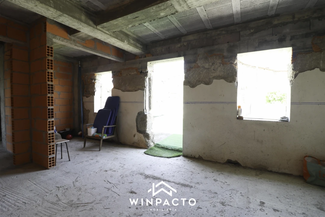 Moradia T3 para Venda em Nelas Foto 21