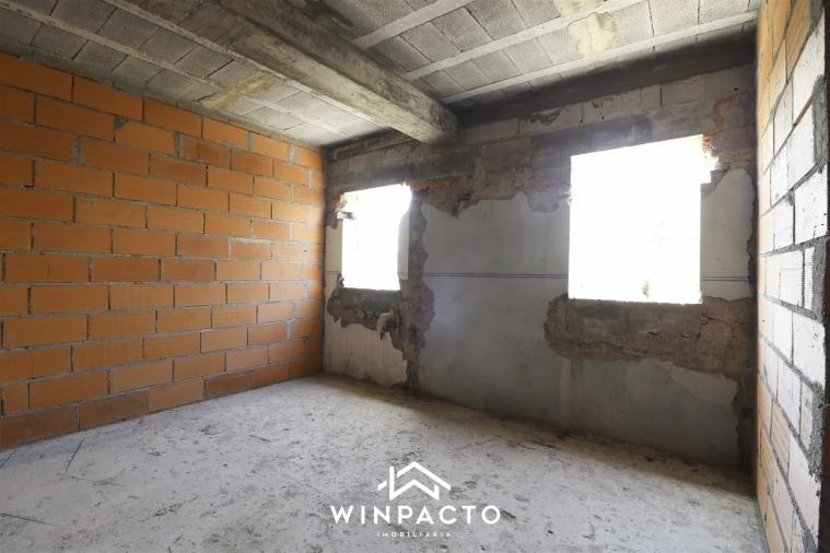 Moradia T3 para Venda em Nelas Foto 17