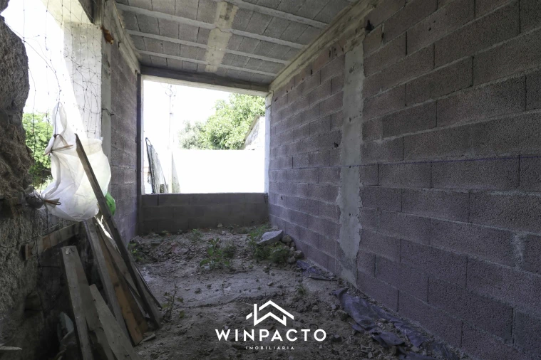 Moradia T3 para Venda em Nelas Foto 36