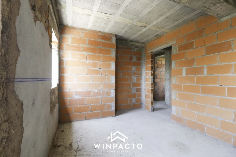 Moradia T3 para Venda em Nelas Foto 18