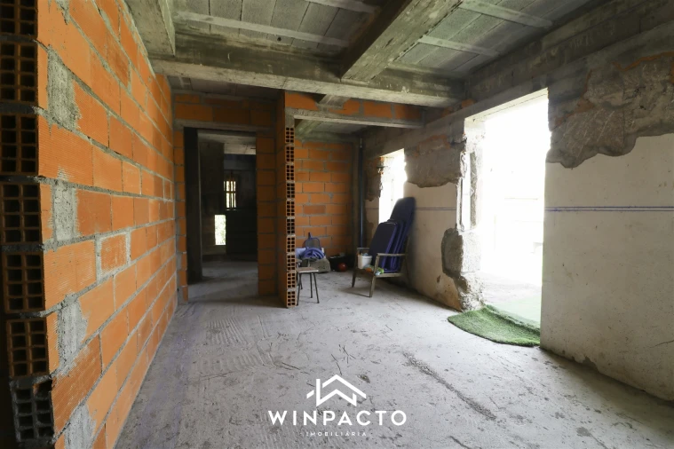 Moradia T3 para Venda em Nelas Foto 23