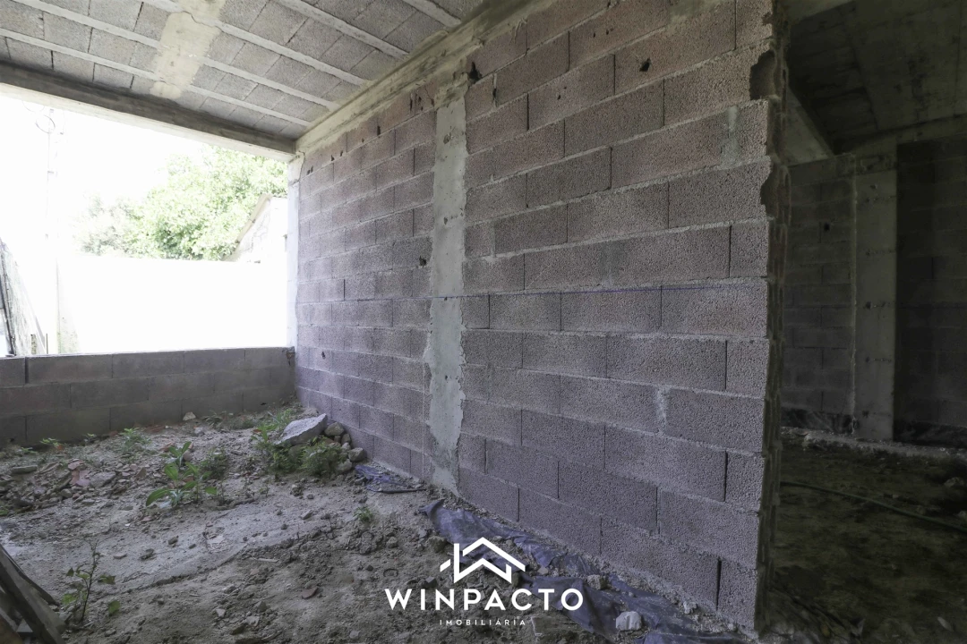 Moradia T3 para Venda em Nelas Foto 37