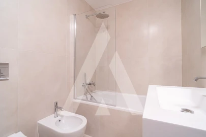 Apartamento T4 para Venda em Santo Antonio dos Olivais
