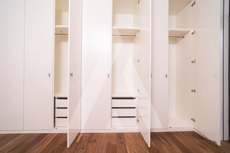 Apartamento T4 para Venda em Santo Antonio dos Olivais Foto 25