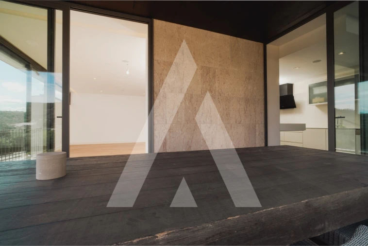 Apartamento T4 para Venda em Santo Antonio dos Olivais Foto 47