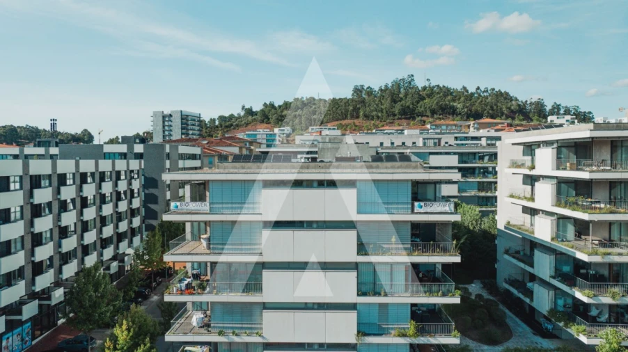 Apartamento T4 para Venda em Santo Antonio dos Olivais Foto 68