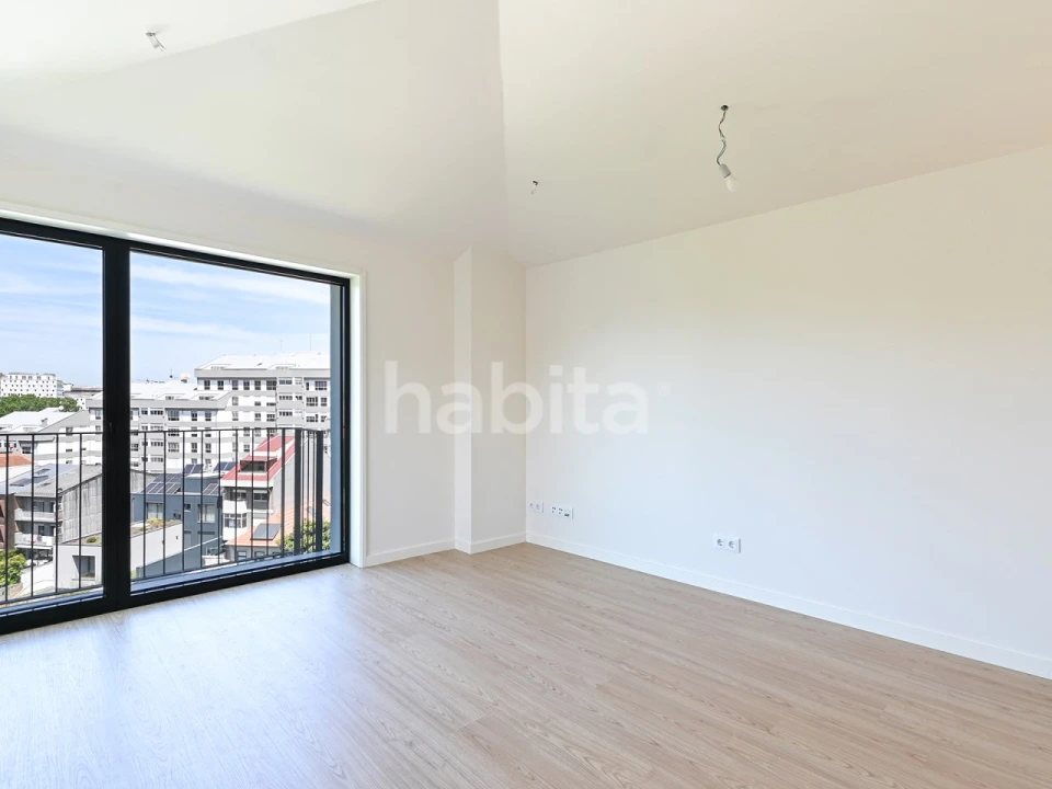 Apartamento T2 para Venda em Lordelo do Ouro e Massarelos Foto 8