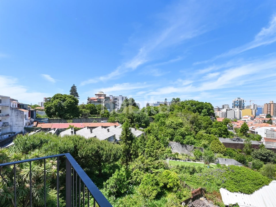 Apartamento T2 para Venda em Lordelo do Ouro e Massarelos Foto 23