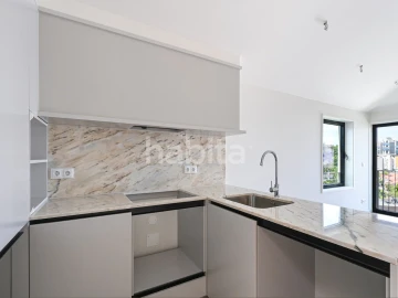 Apartamento T2 para Venda em Lordelo do Ouro e Massarelos