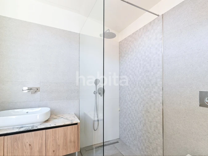 Apartamento T2 para Venda em Lordelo do Ouro e Massarelos Foto 14
